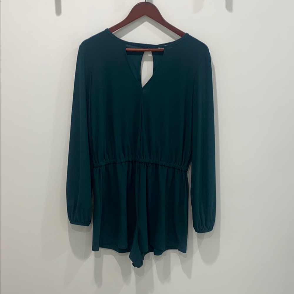 Hunter Green Long sleeve Romper 💚